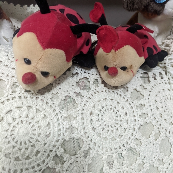 Collection of stuffies - Picture 5 of 5